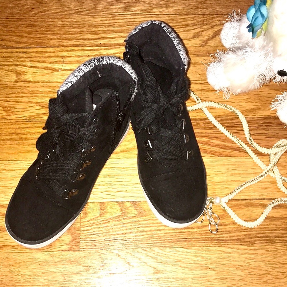 JUSTICE Shoes
